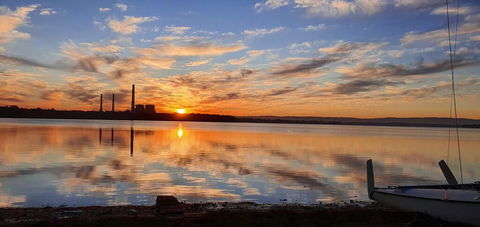 LAKEFRONT And SUNSET HAVEN - Sydney 4u 2
