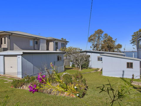 Lakes Edge Cottage - Sydney 4u 2