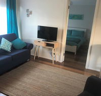 Laneway Bungalow 1 Bedroom complete Unit East G - Sydney 4u