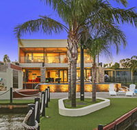 Lang Street Luxury Retreat - Mulwala - Sydney 4u