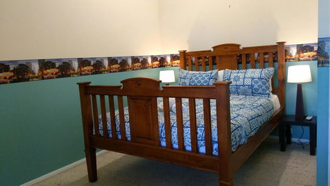 Large 6-Bedroom House With Wifi & Netflix Close To Singleton CBD Hunter Valley - Sydney 4u 3
