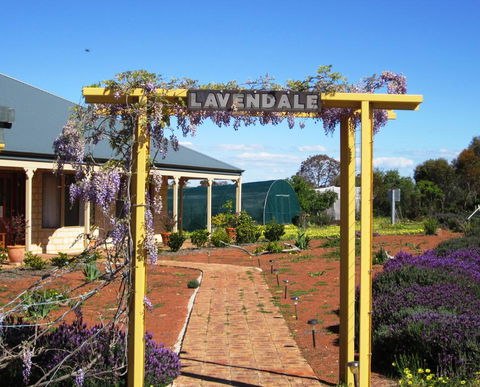 Lavendale Farmstay And Cottages York - Sydney 4u 0