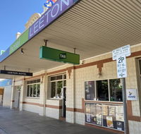 Leeton Hotel - Sydney 4u