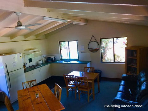 Lilyponds Holiday Park - Sydney 4u 2