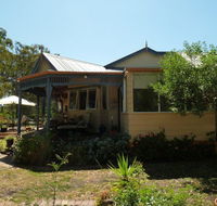 Lilys by the Lake - Raymond Island Accommodation - Accommodation Sydney