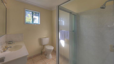 Lucinda Fishing Lodge - Sydney 4u 3