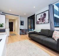 Luxury 1 Bed unit BEST LOCATION IN SOUTH YARRA - Sydney 4u