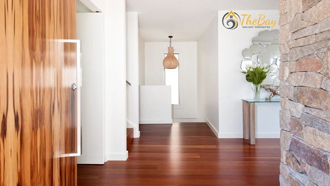 Luxury In Corlette - 4 Drungall Ave - Accommodation Sydney 1