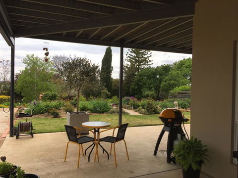 Lyreen's Apartment - Sydney 4u 3