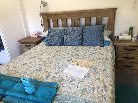 M & T's Waterfront Bed & Breakfast - Sydney 4u 1