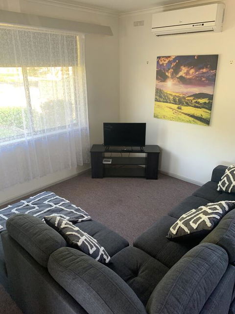 Maffra Short Stay-Thomson House - Sydney 4u 3