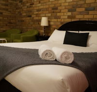 Magdala Motor Lodge  Lakeside Restaurant - Sydney 4u
