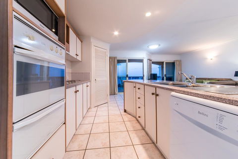 Magnificence At Airlie - Sydney 4u 3