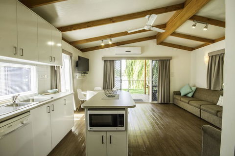 Mannum Riverside Caravan Park - Sydney 4u 3