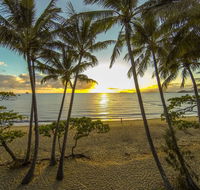 Marlin Waters Beachfront Apartments - Sydney 4u