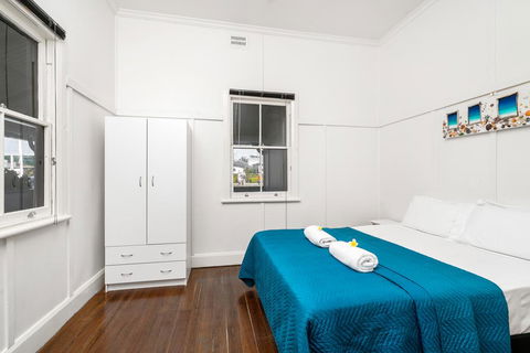 Marvell House - Sydney 4u 2