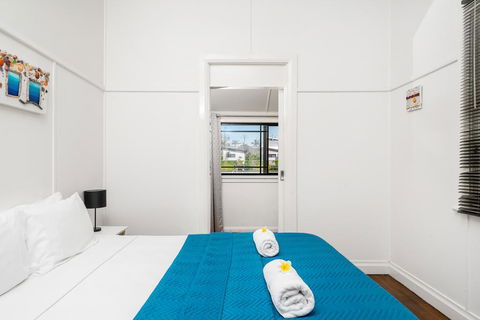 Marvell House - Sydney 4u 3