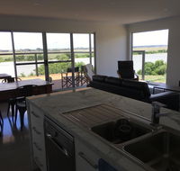 Matts River Rest - Sydney 4u
