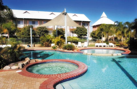 Mercure Bunbury Sanctuary Golf Resort - Sydney 4u 1