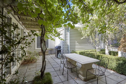 Mews Cottages - Accommodation Sydney 1