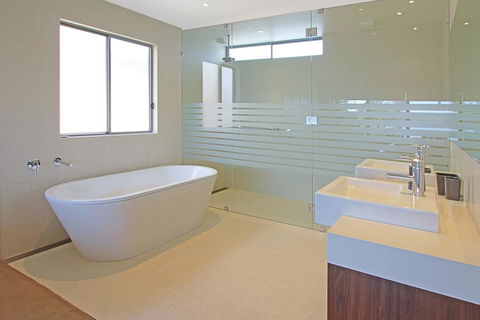 Mitchell 220 - BANNISTERS BEACH HOUSE - Sydney 4u 3