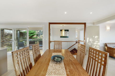 Mitchell Pde 118 Mollymook - Sydney 4u 1