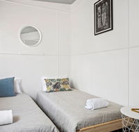 Mitchell Pde 31 Mollymook - Sydney 4u