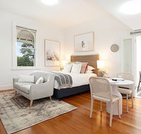 Modern and Cosy Inner West Apartment - Accommodation Sydney