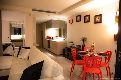 Modern, Clean, Luxury At The Right Price..... - Sydney 4u 3