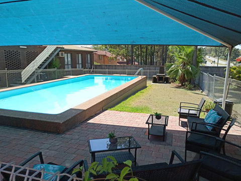 Molly Morgan Motor Inn - Sydney 4u 1