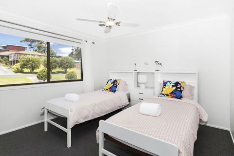 Mollymook Links - Sydney 4u 0