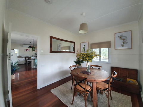Moongalba Cottage - Sydney 4u 3