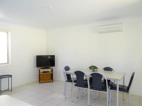 Moonta Bay Cabins - Sydney 4u 2