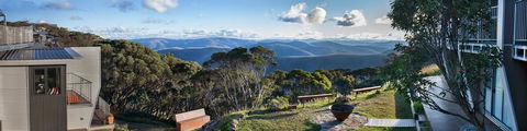 Mountain Dreaming - Sydney 4u 3