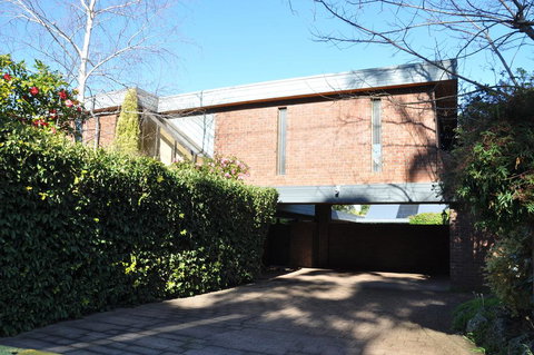 Mountain Gate Villa - Sydney Resort 0