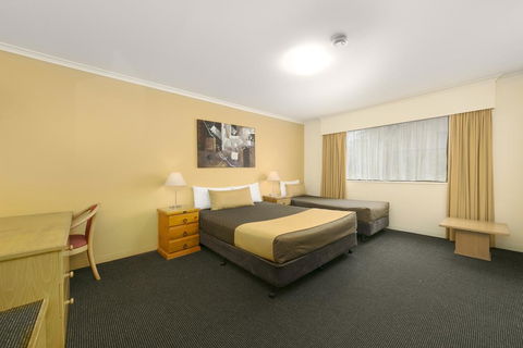 Mt Ommaney Hotel Apartments - Sydney 4u 3