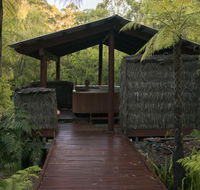 Mudstone Spa Retreat - Sydney 4u