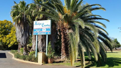 Mulga Country Motor Inn - Sydney 4u 2