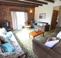 Muller's Cottage at Hat Head Pet Friendly - Accommodation Sydney