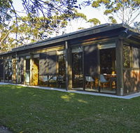 Myer House - Sydney 4u