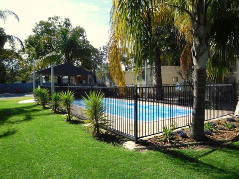 Narrabri Motel And Caravan Park - Sydney 4u 0
