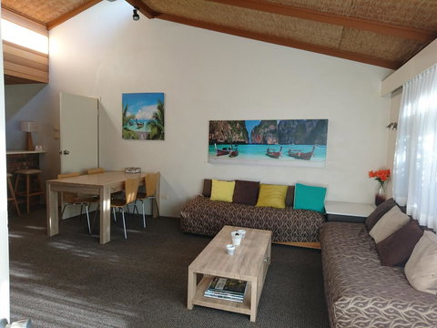 Nautical Owl - Sydney Resort 0