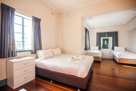 Captain Stirling Hotel - Sydney 4u 37