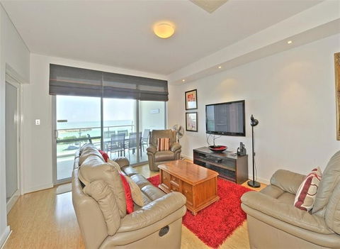Nautica Residences Mandurah - Sydney 4u 1