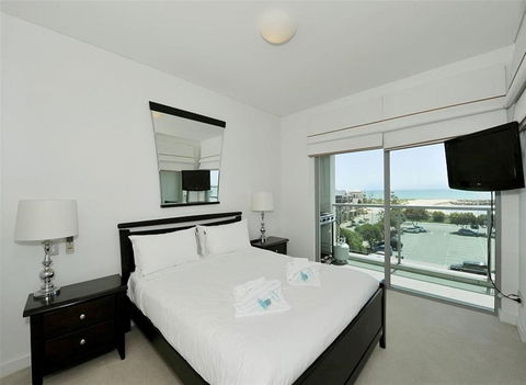 Nautica Residences Mandurah - Sydney 4u 11