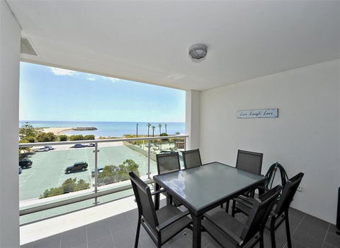 Nautica Residences Mandurah - Sydney 4u 5