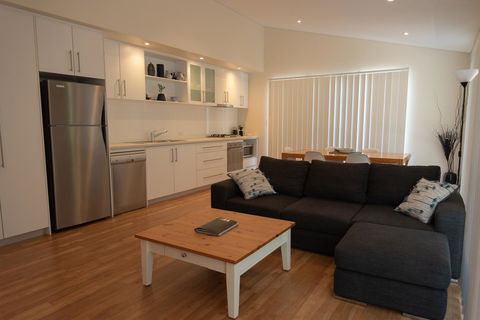 Cape Villas Dunsborough Unit 2 - Sydney 4u 0