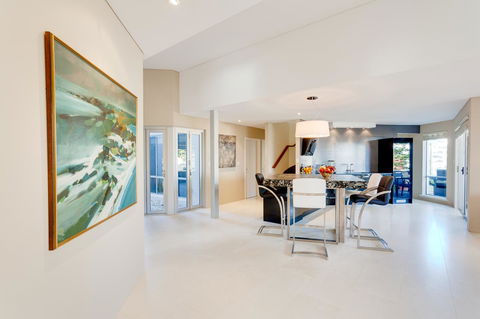 Cottesloe Contemporary Villa - Sydney 4u 5