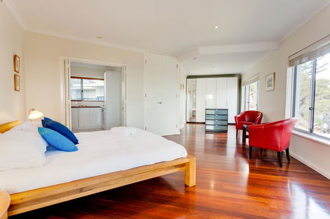 Cottesloe Contemporary Villa - Sydney 4u 4