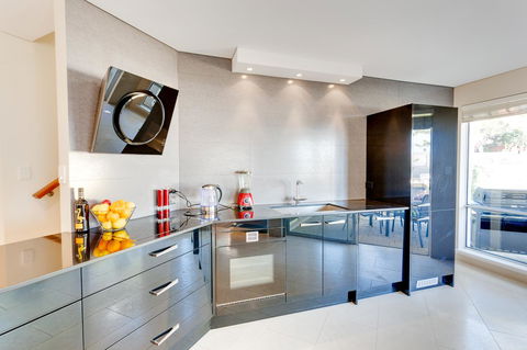 Cottesloe Contemporary Villa - Sydney 4u 12